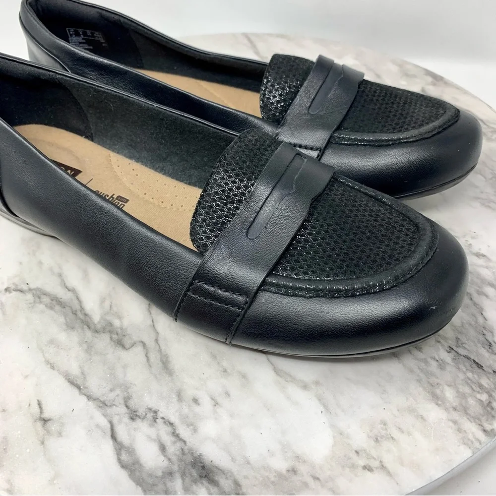 Clarks Kinzie Willow Textured Black Leather Loafers 8 Comfort Preppy Classic